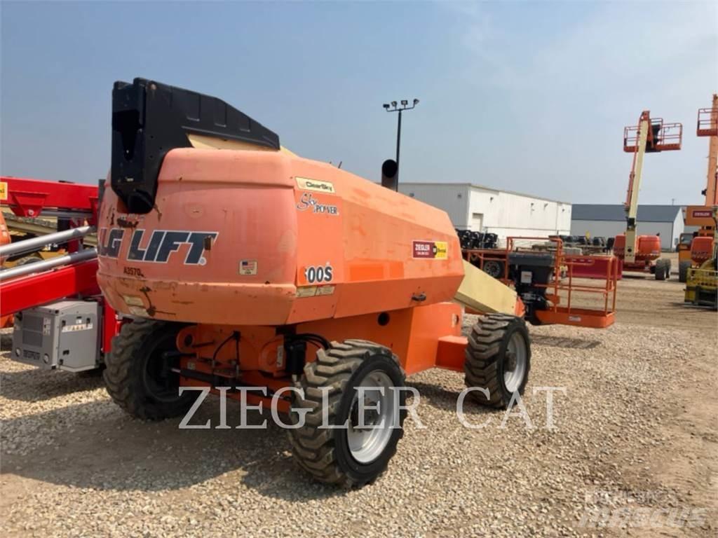 JLG 600S Bomliftar