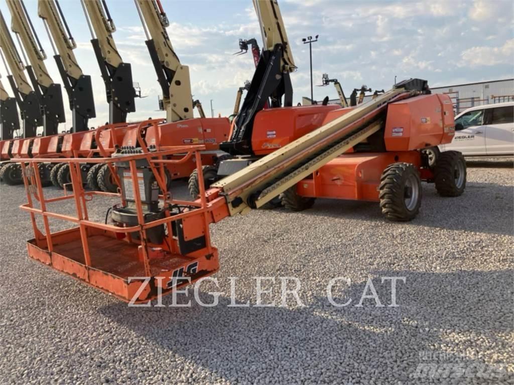 JLG 600S Bomliftar