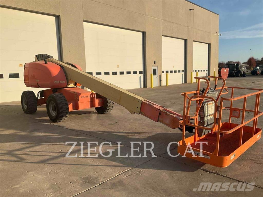 JLG 600S Bomliftar