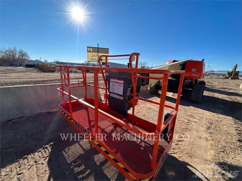 JLG 600S SP Bomliftar
