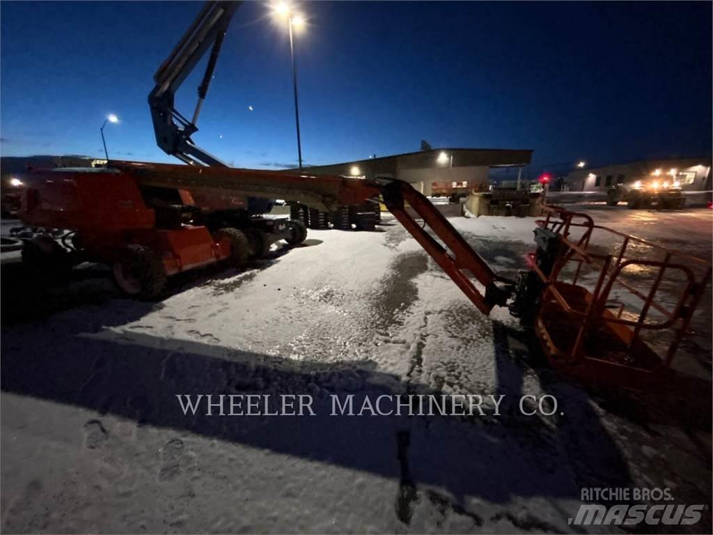 JLG 660SJ Bomliftar