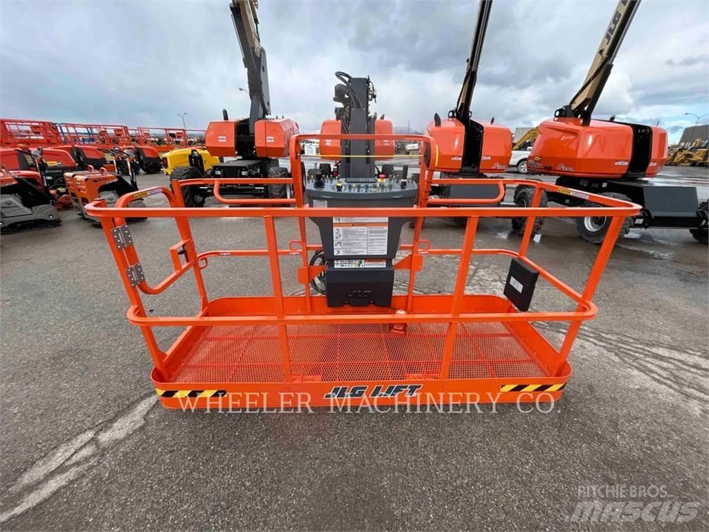 JLG 660SJ Bomliftar