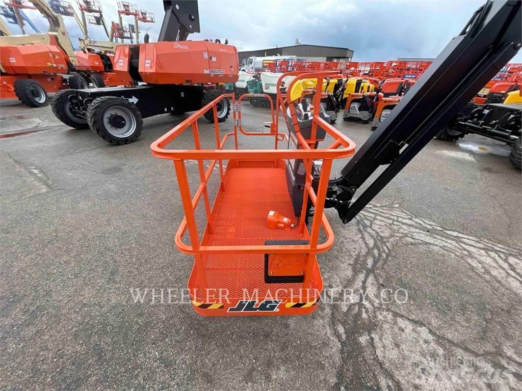 JLG 660SJ Bomliftar