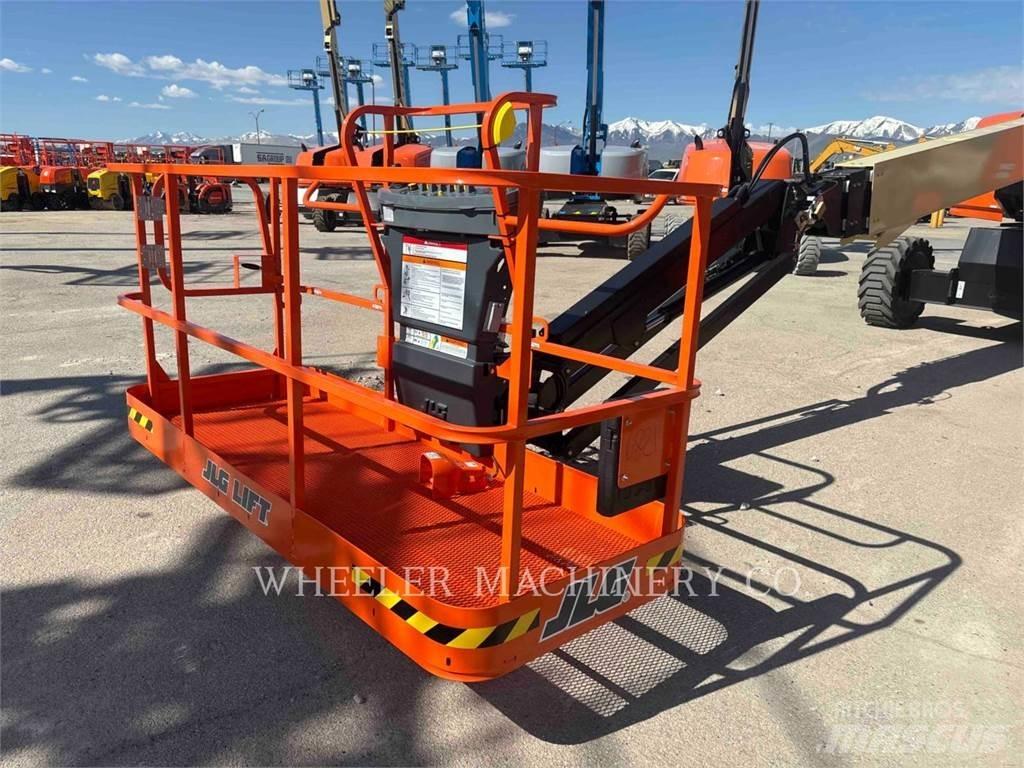 JLG 660SJ Bomliftar