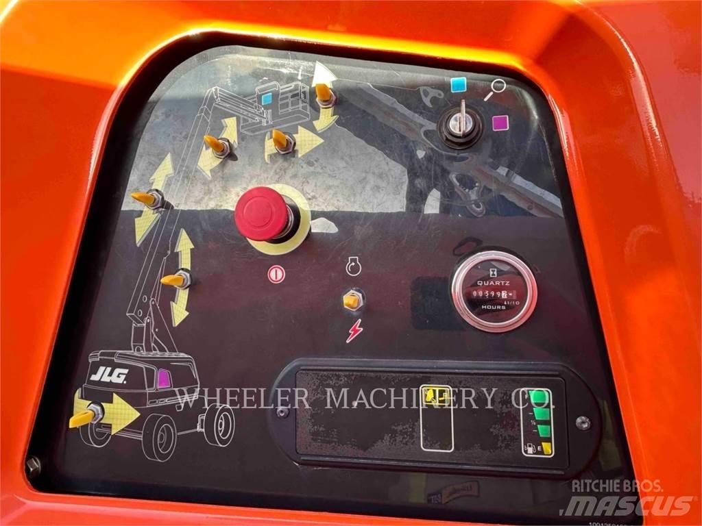 JLG 660SJ Bomliftar