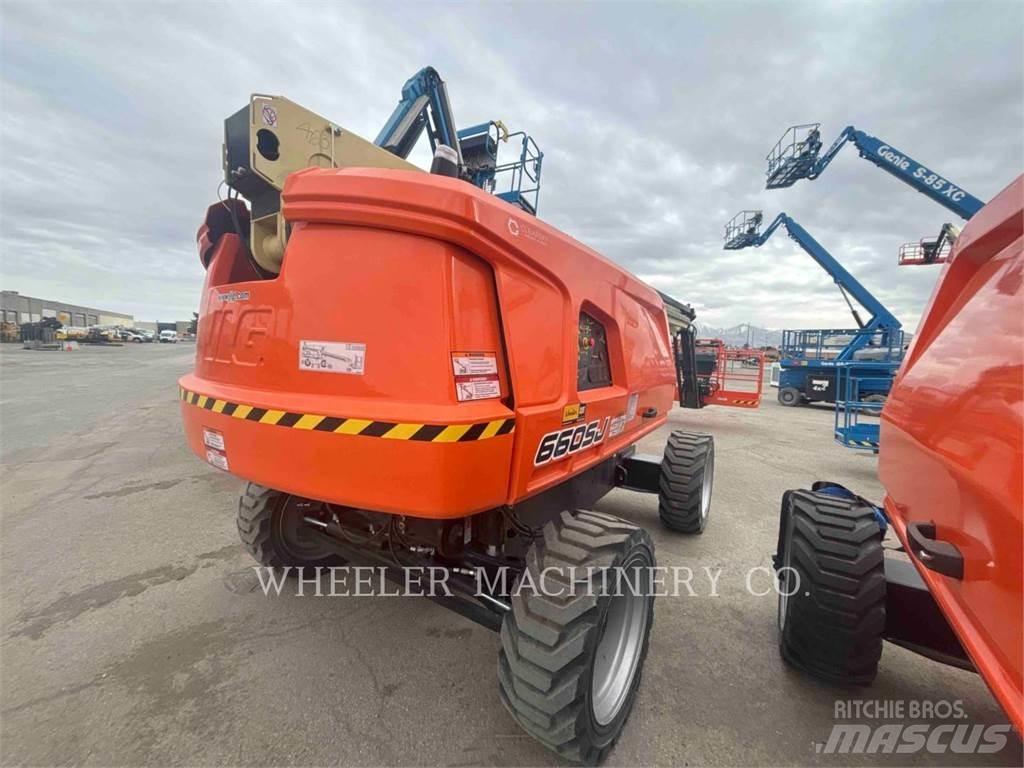 JLG 660SJ Bomliftar