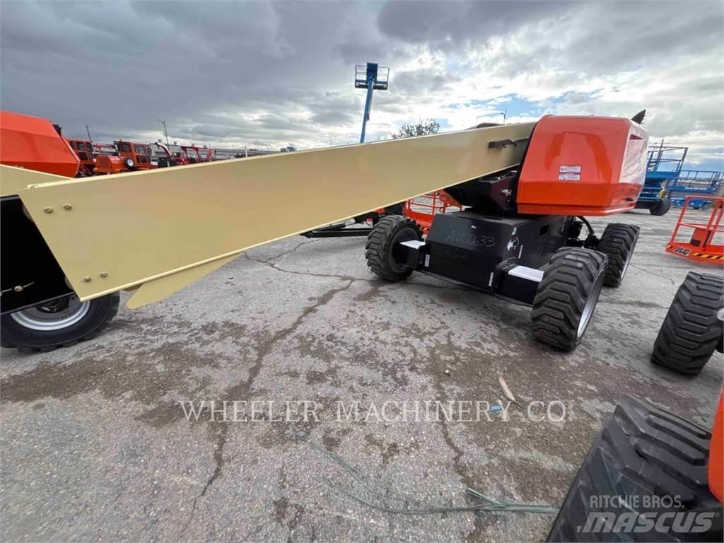 JLG 660SJ Bomliftar