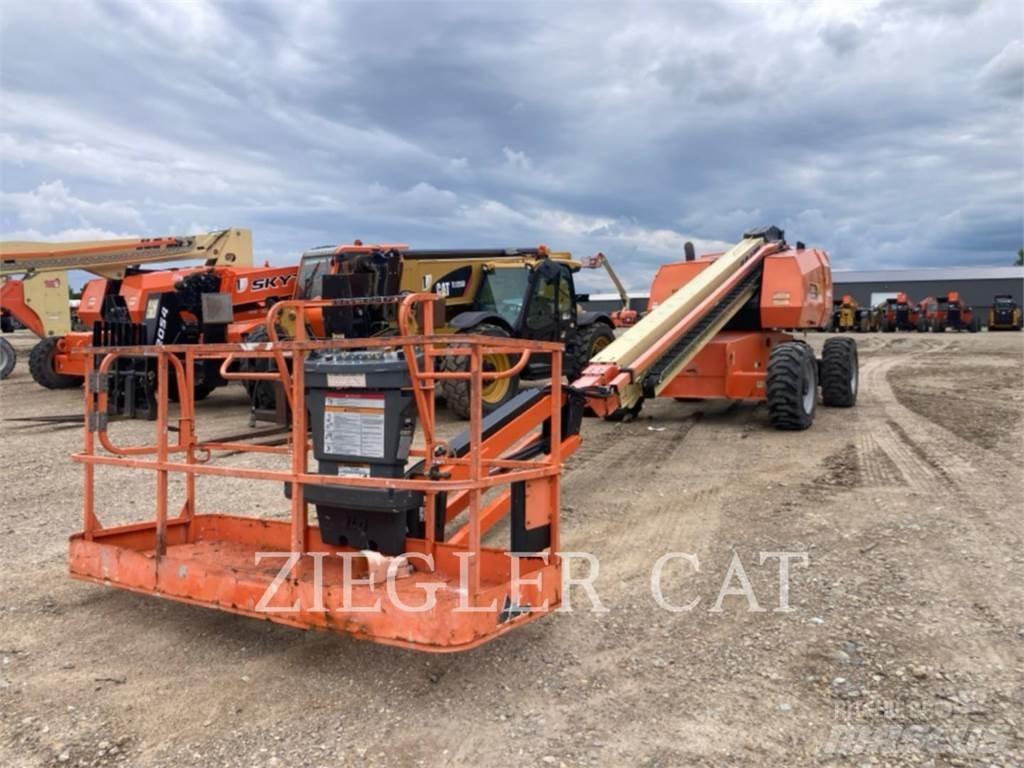 JLG 660SJ Bomliftar