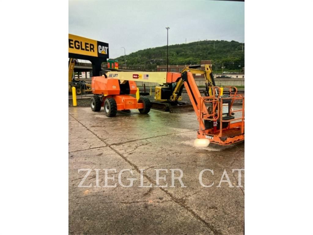 JLG 660SJ Bomliftar