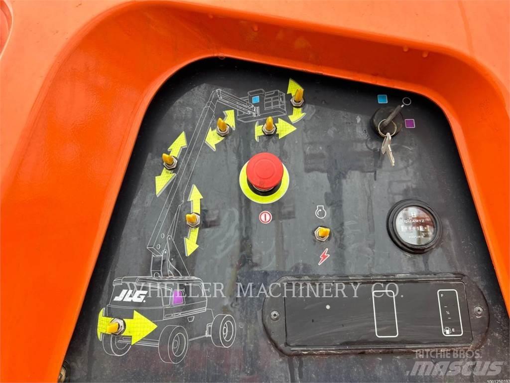 JLG 660SJ SP Bomliftar