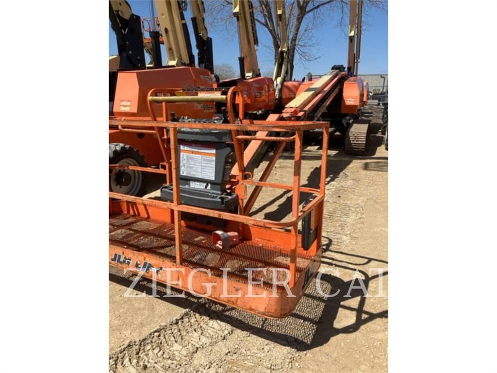 JLG 660SJC Bomliftar