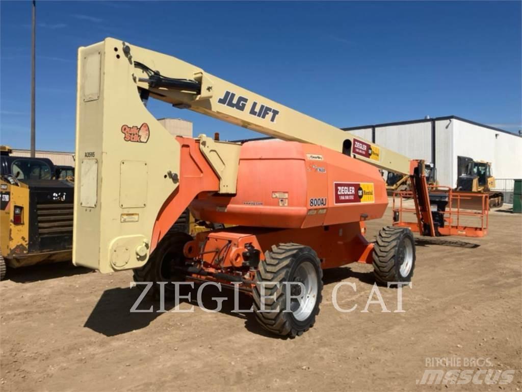 JLG 800AJ Bomliftar