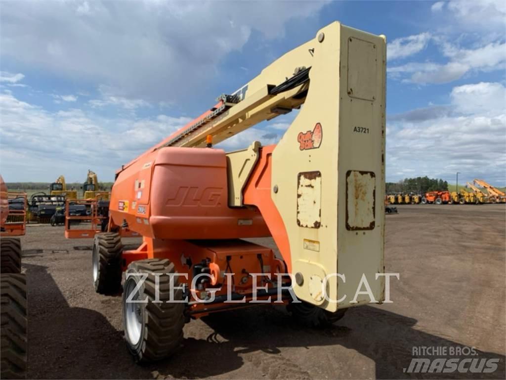 JLG 800AJ Bomliftar