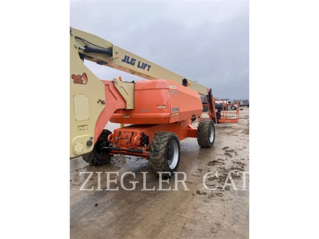 JLG 800AJ Bomliftar