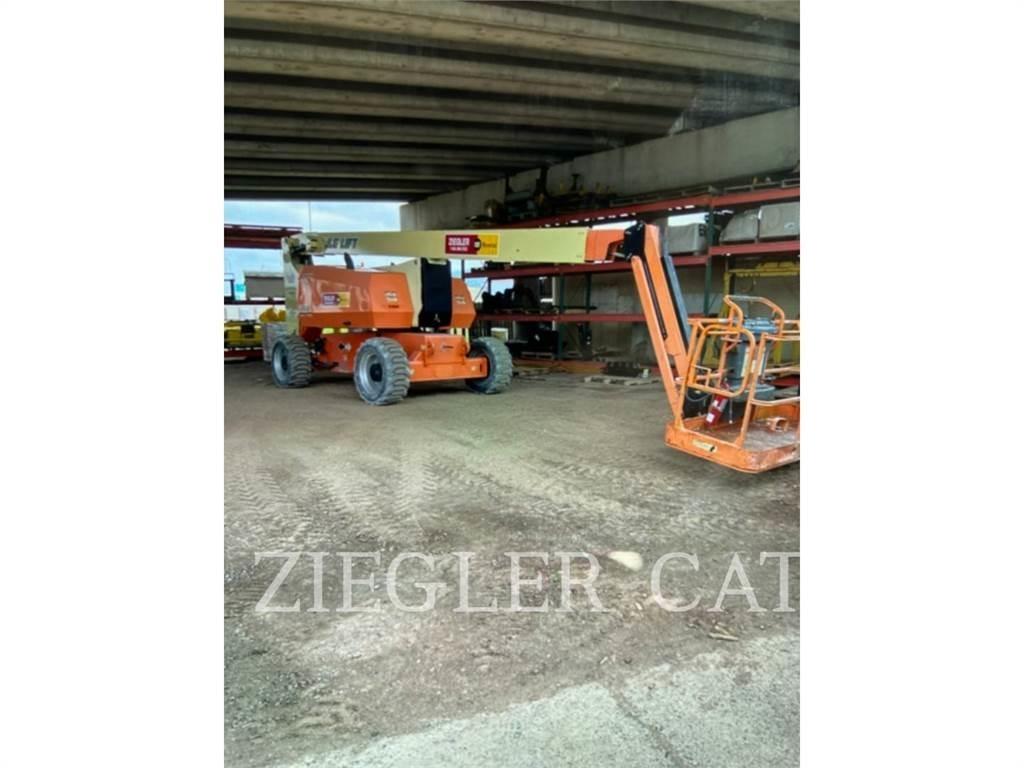 JLG 800AJ Bomliftar