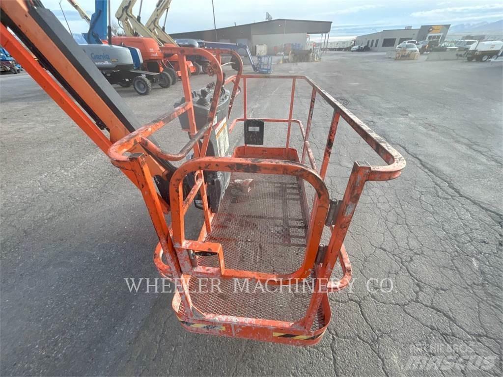 JLG 800AJ SP Bomliftar