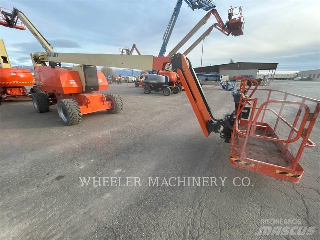 JLG 800AJ SP Bomliftar
