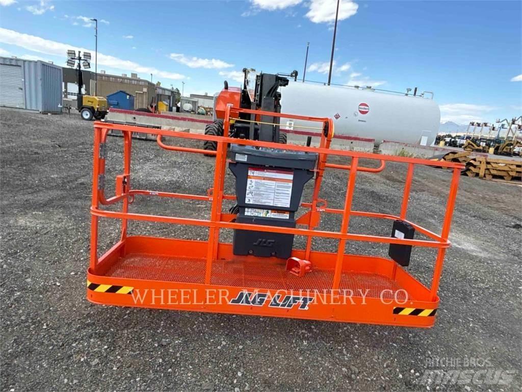 JLG 860SJ Bomliftar