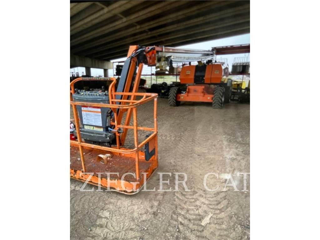 JLG 860SJ Bomliftar