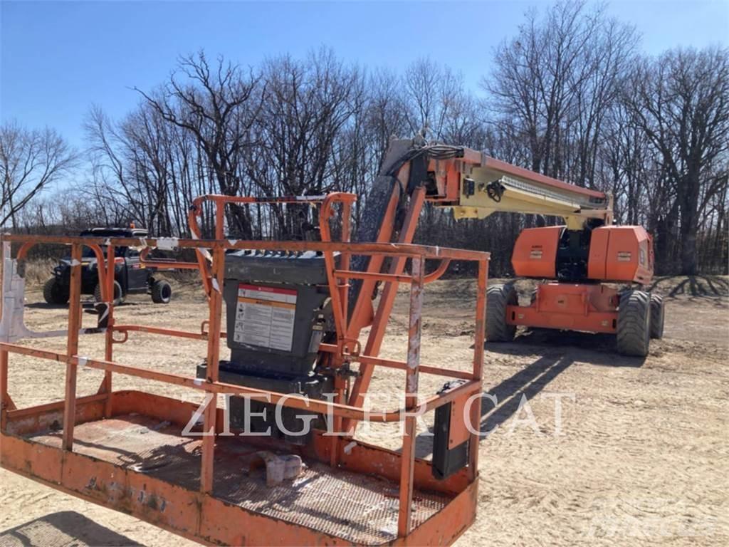 JLG 860SJ Bomliftar