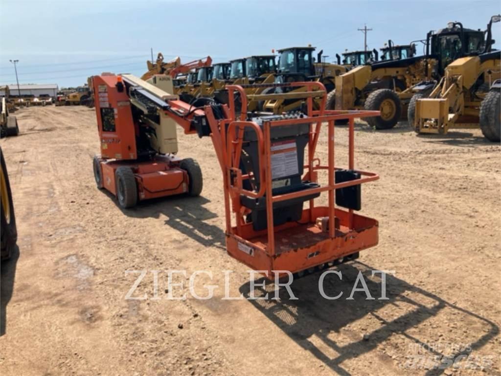 JLG E300AJP Bomliftar