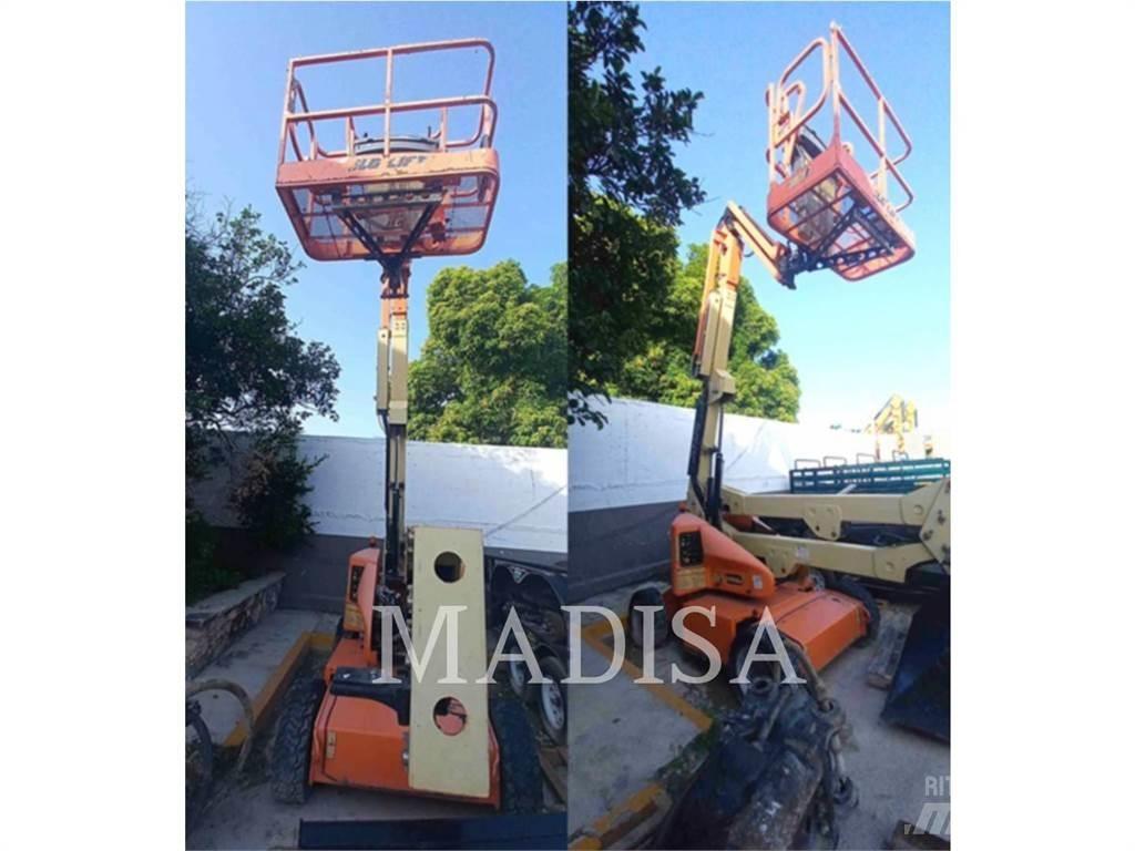 JLG E450AJ Bomliftar