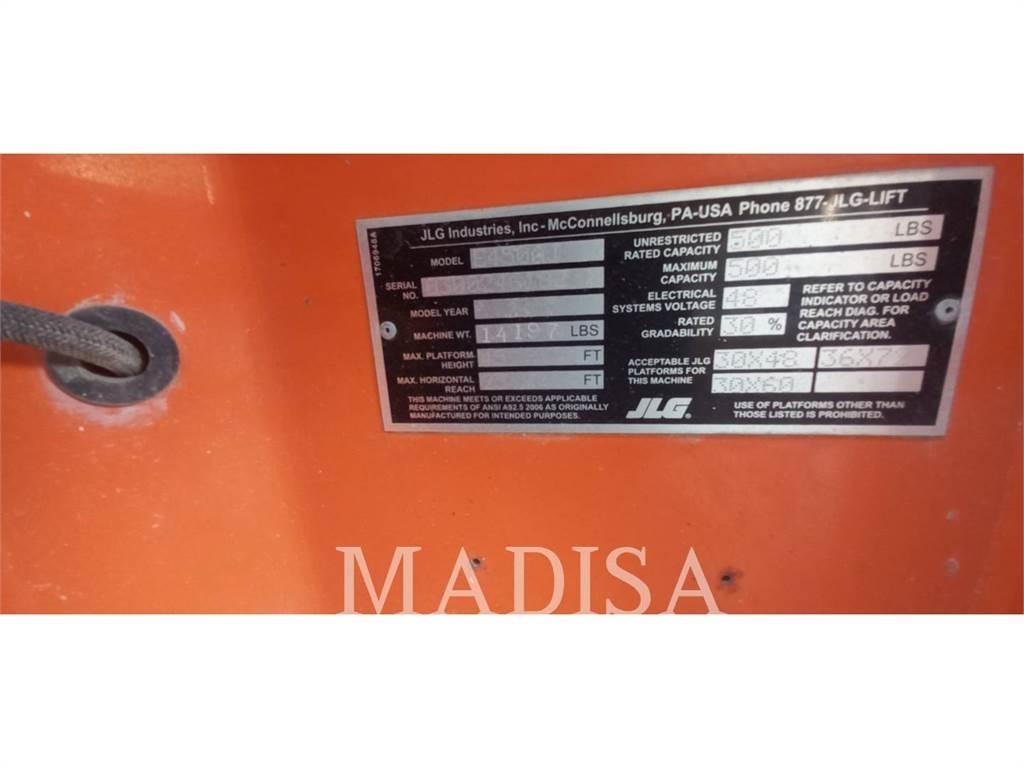 JLG E450AJ Bomliftar