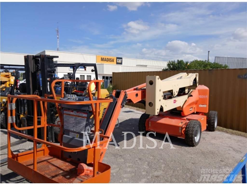 JLG E450AJ Bomliftar