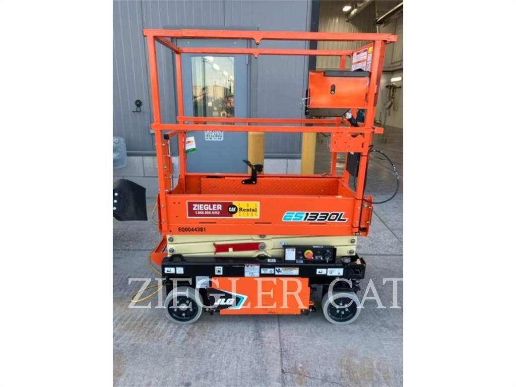 JLG ES1330L Saxliftar
