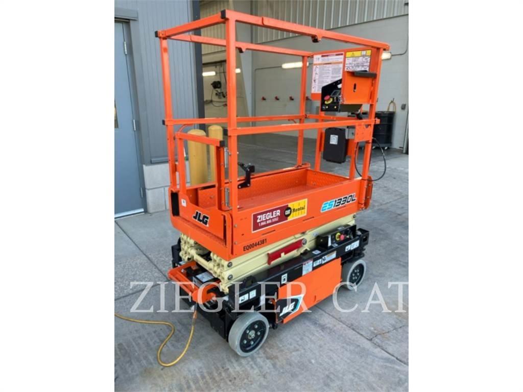 JLG ES1330L Saxliftar