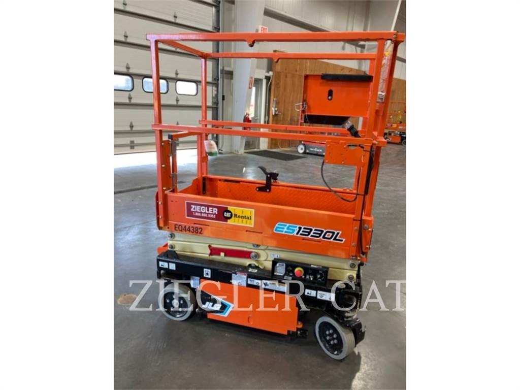 JLG ES1330L Saxliftar