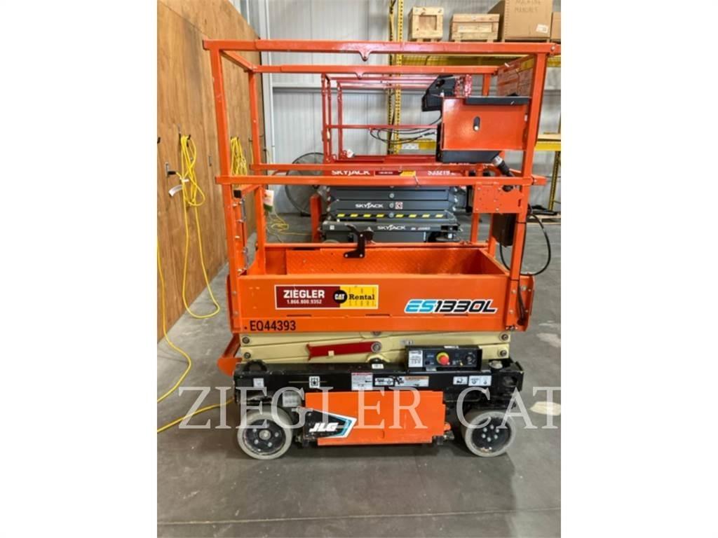 JLG ES1330L Saxliftar