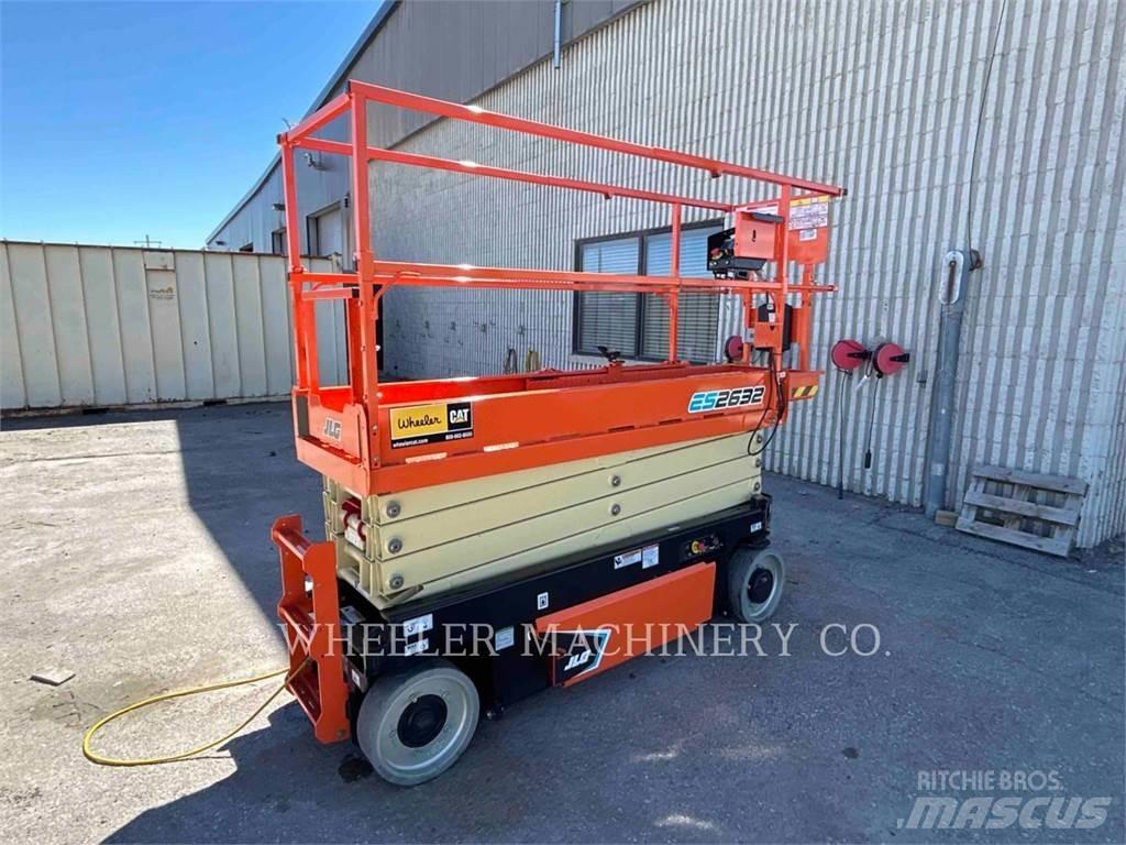 JLG ES2632 Saxliftar