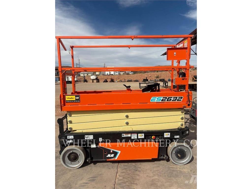 JLG ES2632 Saxliftar