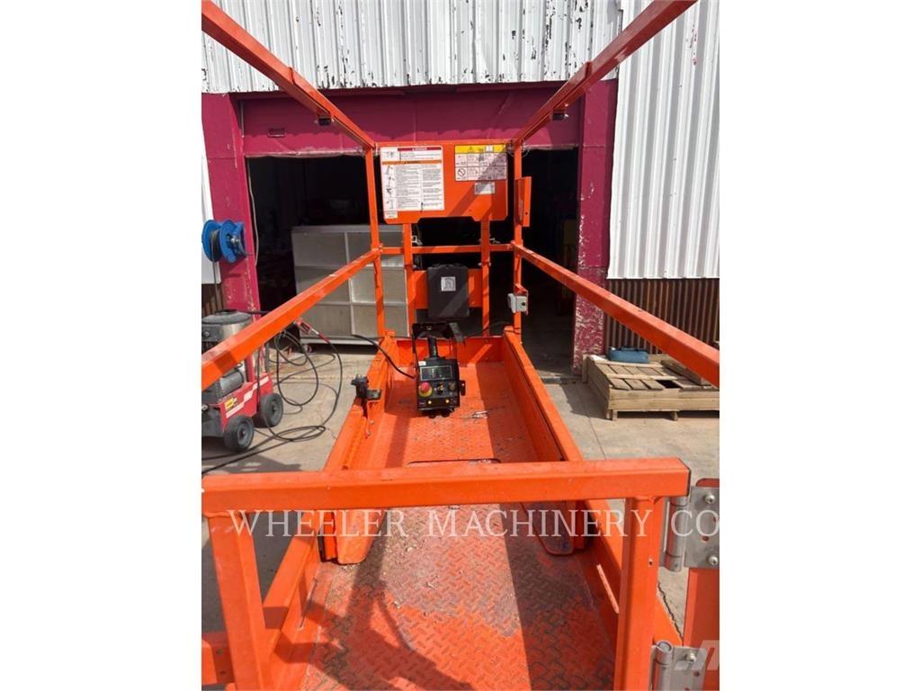 JLG ES2632 Saxliftar