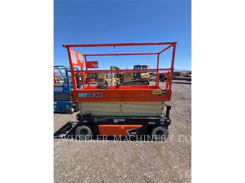 JLG ES2632 Saxliftar