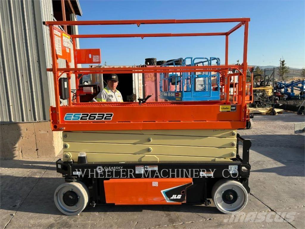 JLG ES2632 Saxliftar