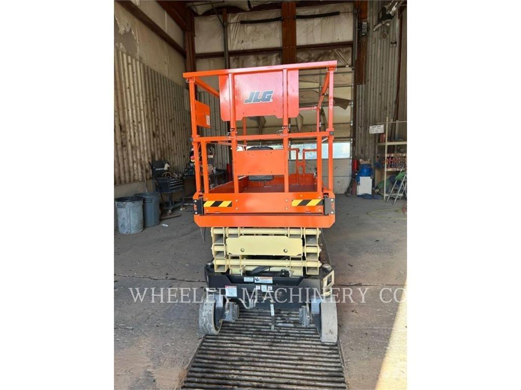 JLG ES2646 Saxliftar