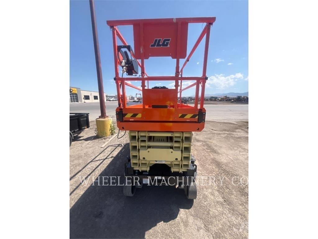 JLG ES4046 Saxliftar