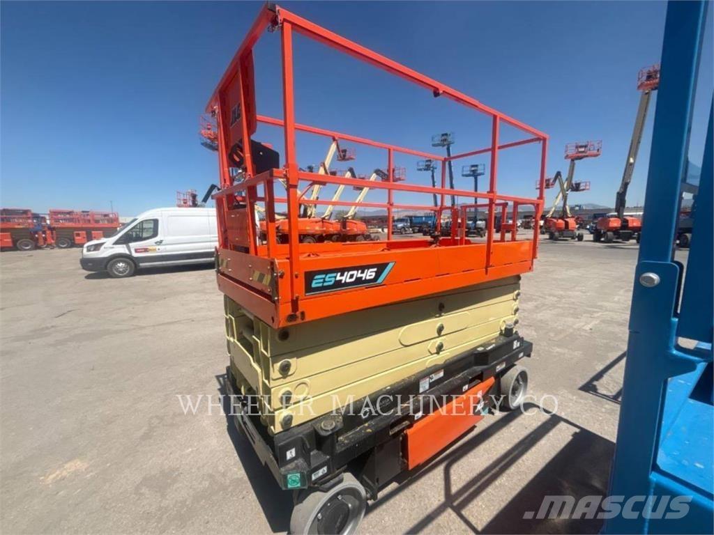 JLG ES4046 Saxliftar