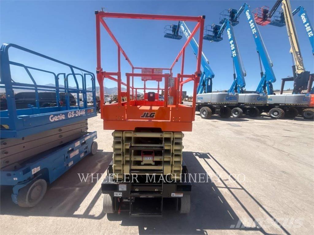 JLG ES4046 Saxliftar