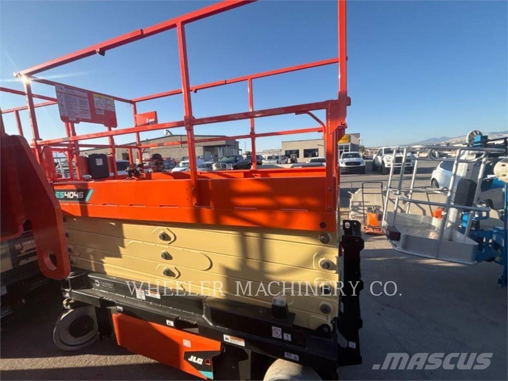 JLG ES4046 Saxliftar