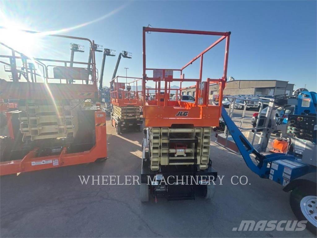 JLG ES4046 Saxliftar
