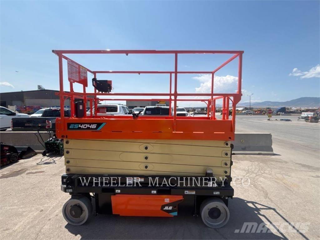 JLG ES4046 Saxliftar