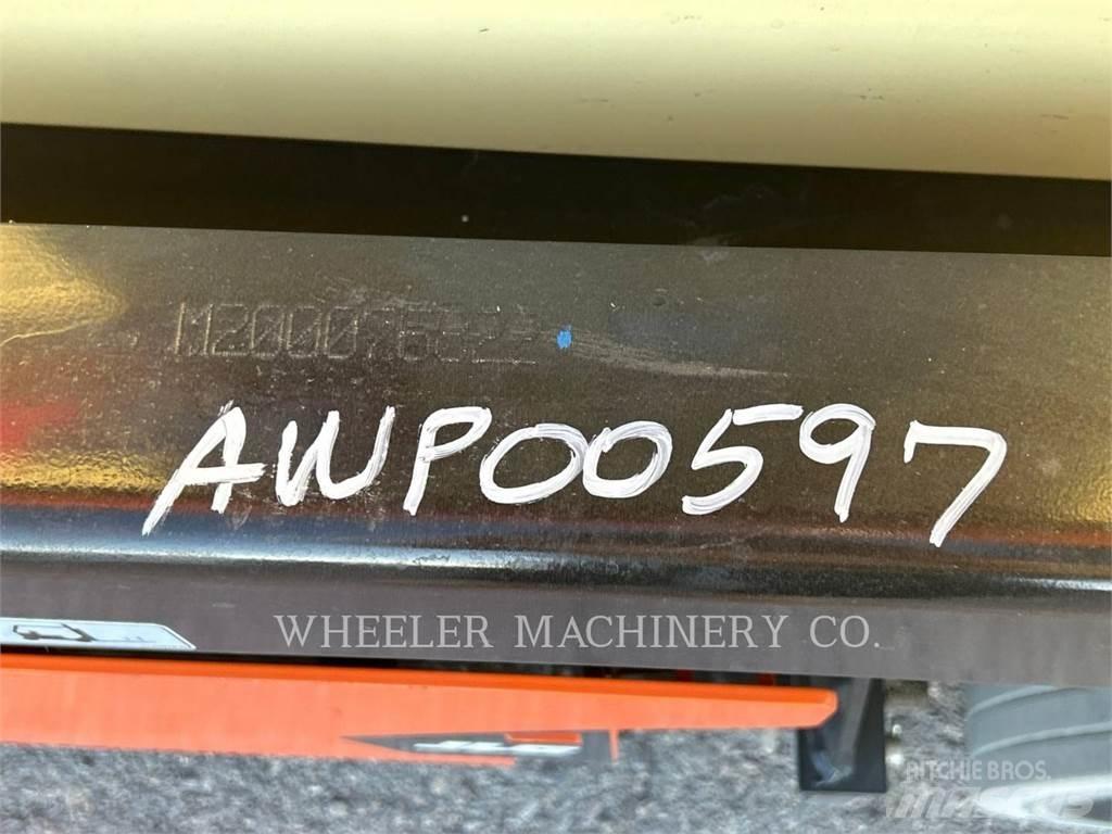 JLG R4045 Saxliftar