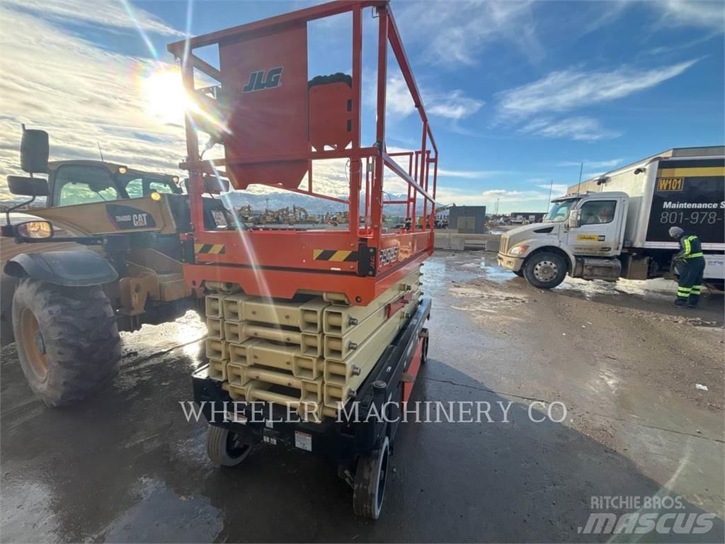 JLG R4045 Saxliftar