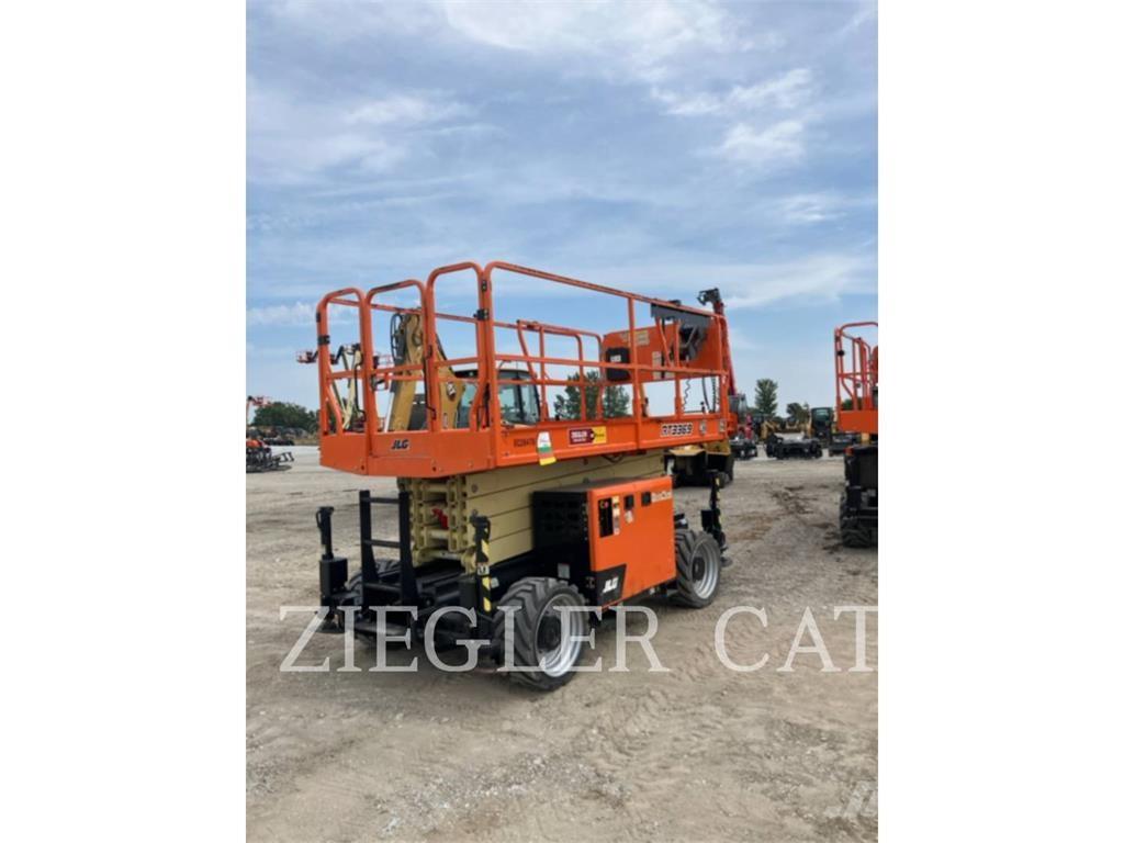 JLG RT3369 Saxliftar