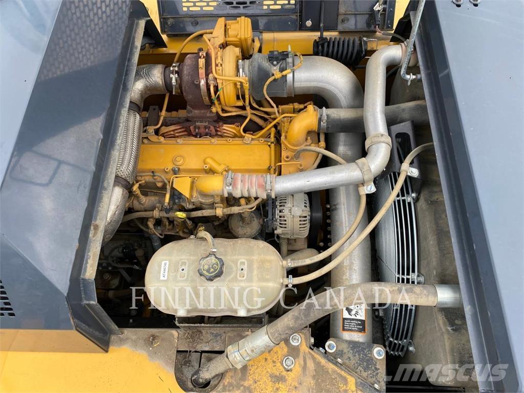 John Deere 210G Bandgrävare