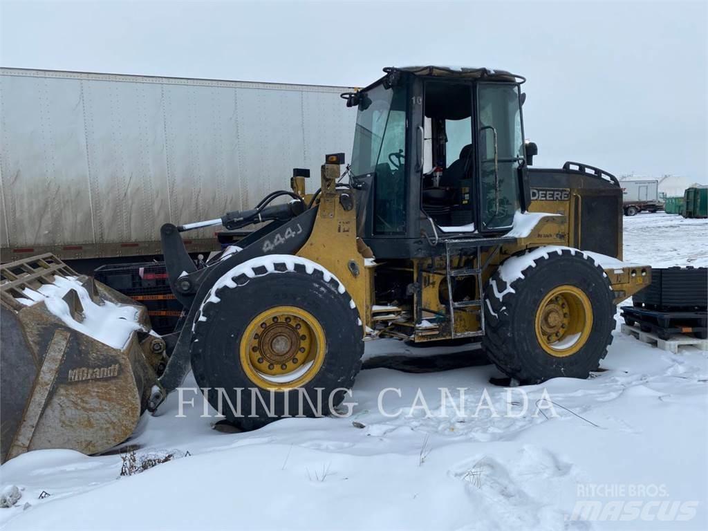 John Deere 444J Hjullastare
