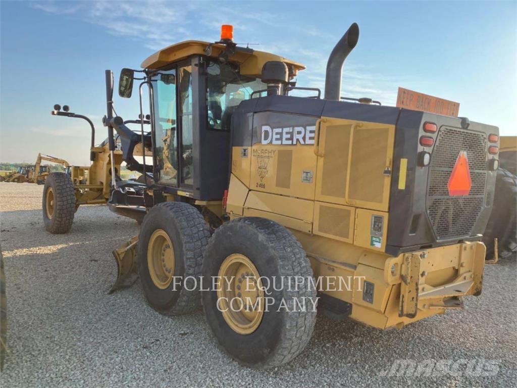 John Deere 670GP Väghyvlar
